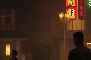 星轨之外纪录片封面:长曝光下的夜空星轨